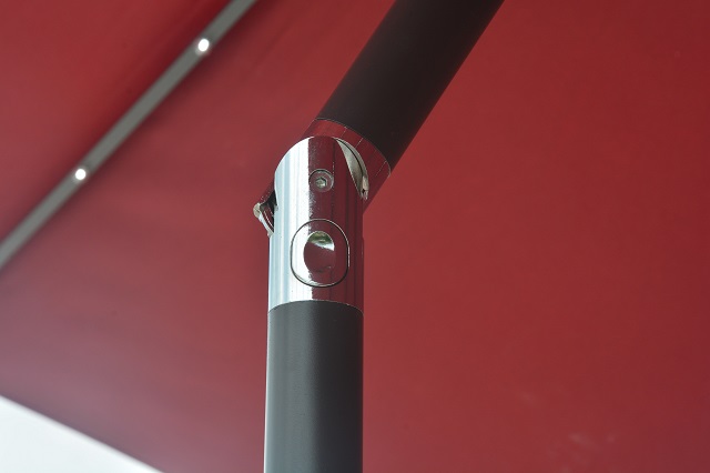 PLU-001-R/Red LED Garden Market Umbrella 